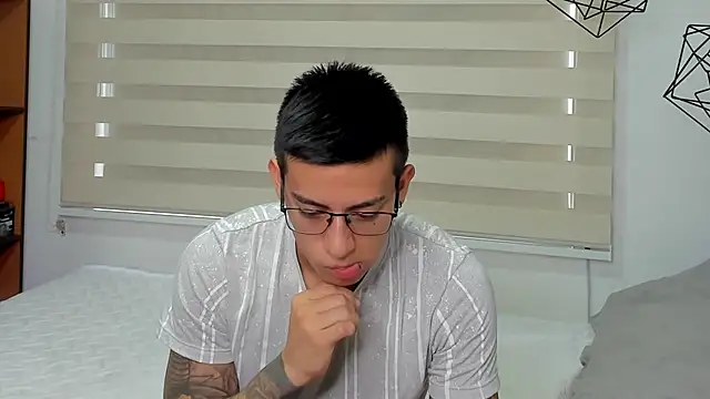 Snapshot of SIXXTOLOVE18 chatting on 8, 2, 2026 SIXXTOLOVE18 online show from 8, 2, 2026