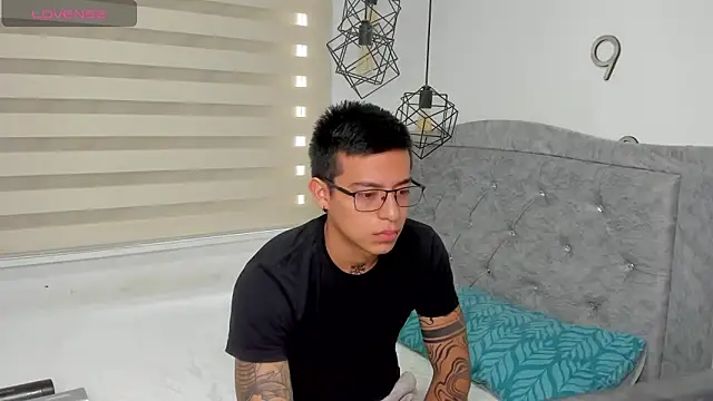 Snapshot of SIXXTOLOVE18 chatting on 13, 2, 2026 SIXXTOLOVE18 online show from 13, 2, 2026