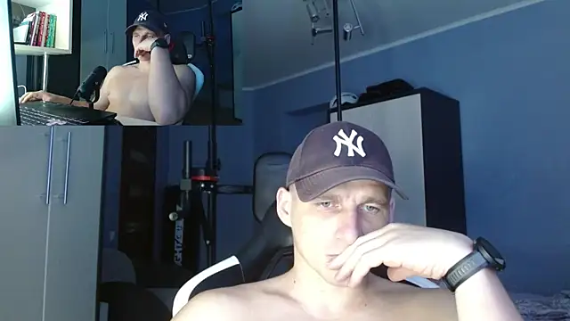 Snapshot of PoliglotJoe chatting on 2, 10, 2025 PoliglotJoe online show from 2, 10, 2025