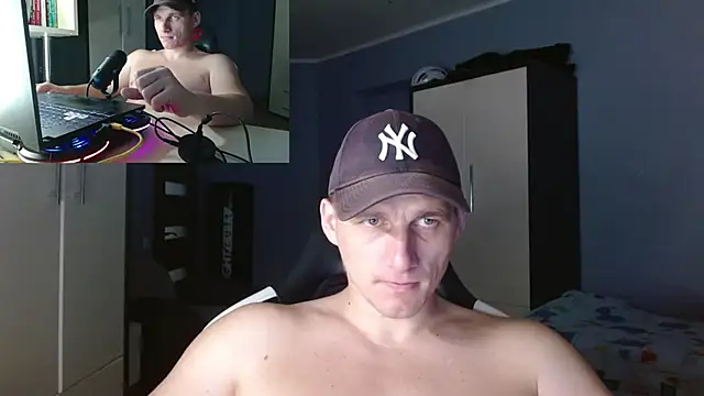 Snapshot of PoliglotJoe chatting on 16, 10, 2025 PoliglotJoe online show from 16, 10, 2025