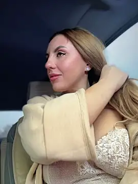 Kalli Fornia online show from 8, 11, 2025