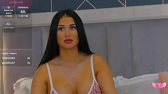 EmyLaveau online show from 26, 2, 2025