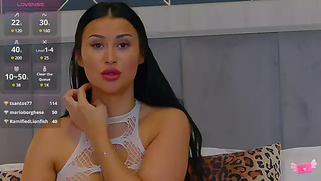 EmyLaveau online show from 11, 3, 2025