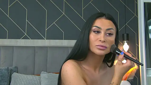 EmyLaveau online show from 25, 3, 2026