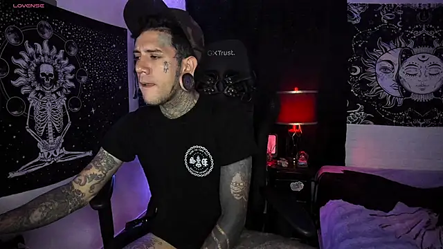 Snapshot of josh__ackerman chatting on 16, 3, 2025 josh ackerman online show from 16, 3, 2025