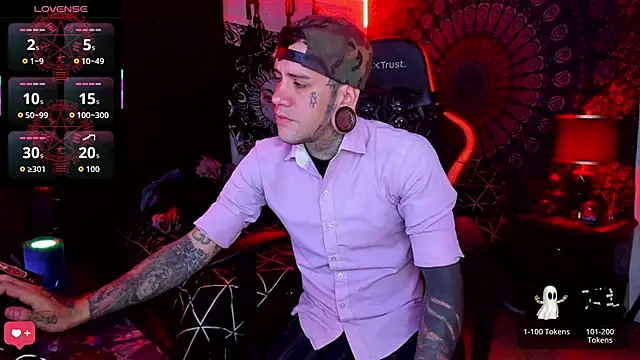 Snapshot of josh__ackerman chatting on 26, 9, 2025 josh ackerman online show from 26, 9, 2025