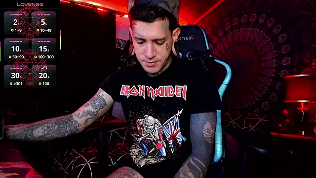 Snapshot of josh__ackerman chatting on 6, 10, 2025 josh ackerman online show from 6, 10, 2025