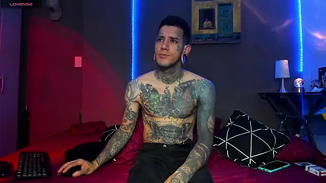 Snapshot of josh__ackerman chatting on 20, 3, 2026 josh ackerman online show from 20, 3, 2026