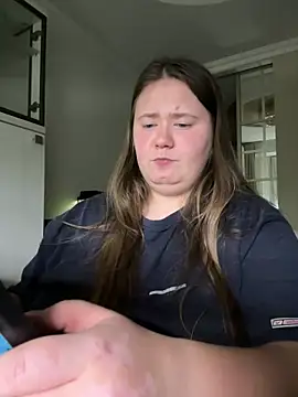 remirann  online show from 9, 1, 2025