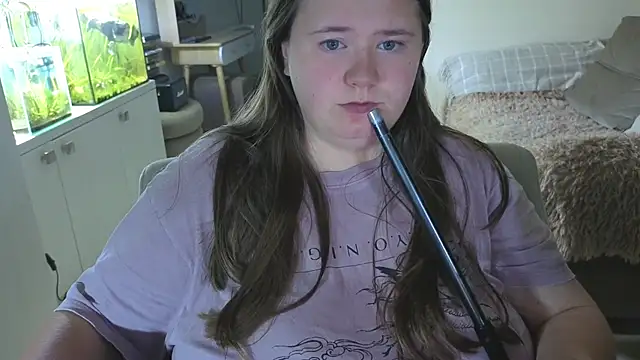 remirann  online show from 3, 11, 2025