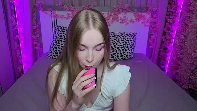 LilyStarlight online show from 29, 5, 2026