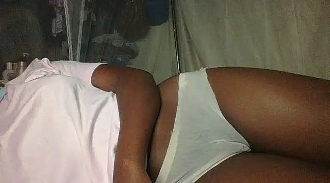 Snapshot of FatAss_baby chatting on 5, 2, 2025 FatAss baby online show from 5, 2, 2025