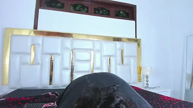 Snapshot of Kylieandjhonny chatting on 15, 2, 2025 Kylieandjhonny online show from 15, 2, 2025