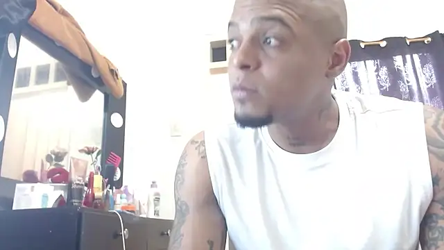 hot and naughty latin online show from 17, 11, 2025