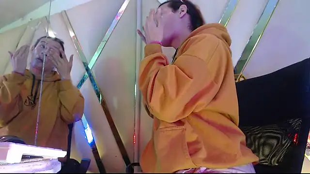 StefyFerrer online show from 26, 10, 2025