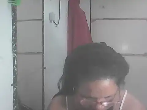 hotwet mama4uxx online show from 2, 2, 2025