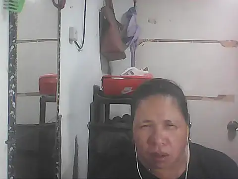 Snapshot of hotwet_mama4uxx chatting on 7, 1, 2026 hotwet mama4uxx online show from 7, 1, 2026