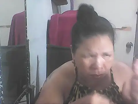 Snapshot of hotwet_mama4uxx chatting on 13, 1, 2026 hotwet mama4uxx online show from 13, 1, 2026