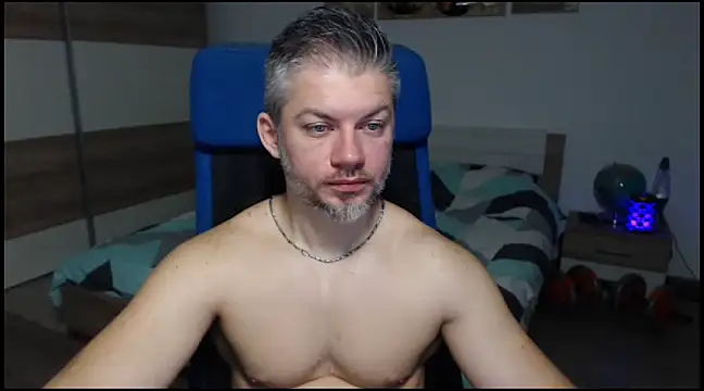 RobbyShawz online show from 4, 1, 2025