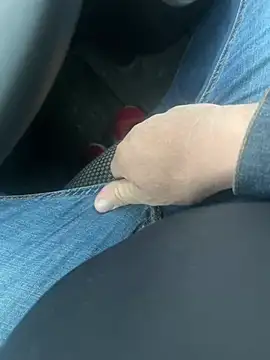 Cezar993 online show from 13, 12, 2024