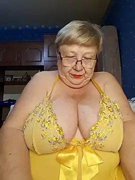 Snapshot of Lena_Gaby chatting on 10, 9, 2025 Lena Gaby online show from 10, 9, 2025