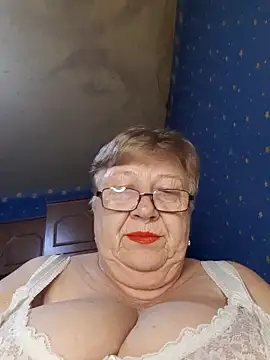 Snapshot of Lena_Gaby chatting on 5, 5, 2026 Lena Gaby online show from 5, 5, 2026