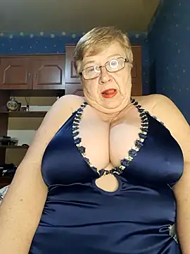 Snapshot of Lena_Gaby chatting on 10, 5, 2026 Lena Gaby online show from 10, 5, 2026