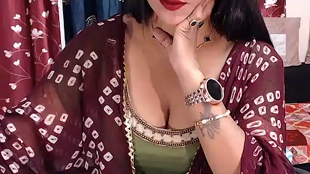 Snapshot of Naiaa-mylove chatting on 13, 6, 2026 Naiaa-mylove online show from 13, 6, 2026