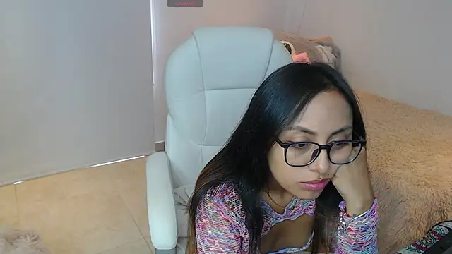 Snapshot of Gabi_morales chatting on 12, 12, 2024 Gabi morales online show from 12, 12, 2024