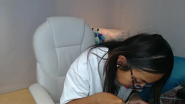 Snapshot of Gabi_morales chatting on 10, 2, 2025 Gabi morales online show from 10, 2, 2025