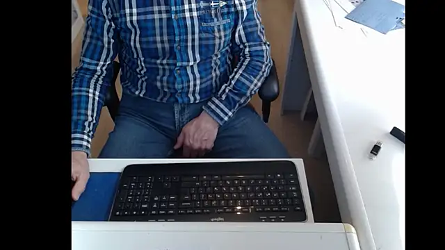 dutchpornking online show from 8, 3, 2025