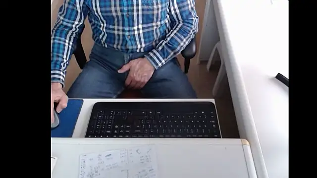 dutchpornking online show from 11, 3, 2025