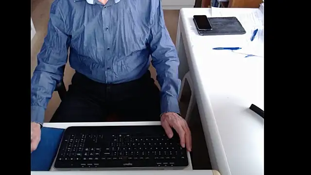 dutchpornking online show from 4, 11, 2025