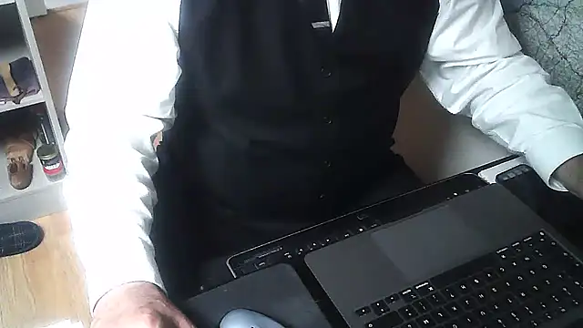 Snapshot of DUDURA@xh chatting on 24, 11, 2025 DUDURAxh online show from 24, 11, 2025