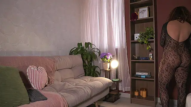 Snapshot of HannahEvanss chatting on 8, 5, 2026 HannahEvanss online show from 8, 5, 2026