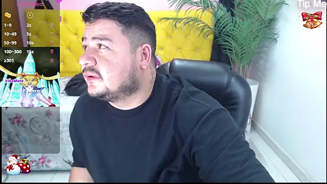 Snapshot of oso_dirty_ chatting on 24, 12, 2024 oso dirty online show from 24, 12, 2024