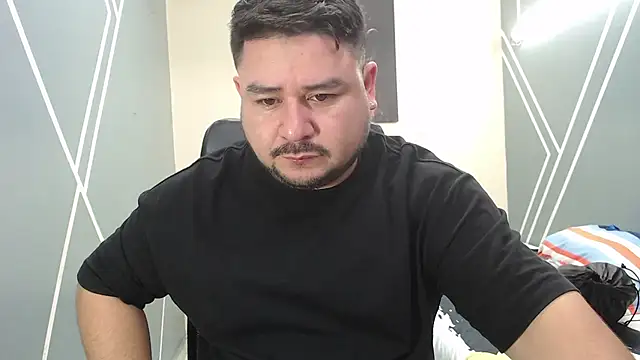 Snapshot of oso_dirty_ chatting on 19, 1, 2025 oso dirty online show from 19, 1, 2025