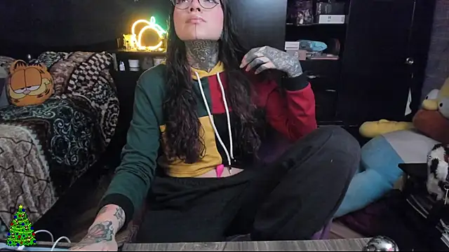 Lilmarieee online show from 29, 12, 2024