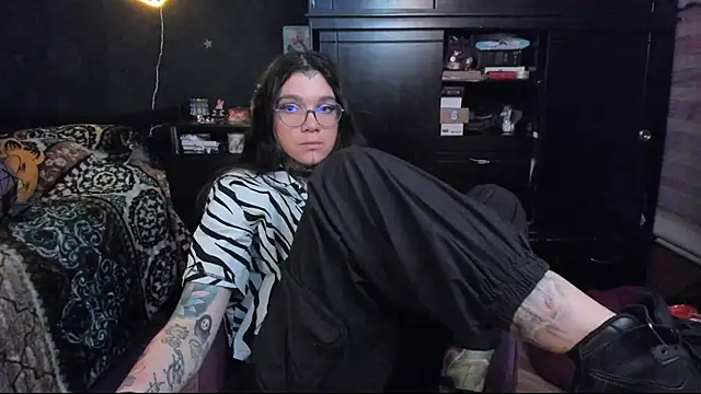 Lilmarieee online show from 12, 3, 2025