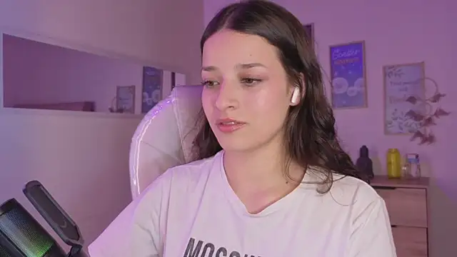 Amaia Daniells online show from 23, 10, 2025