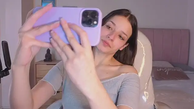 Amaia Daniells online show from 20, 12, 2025