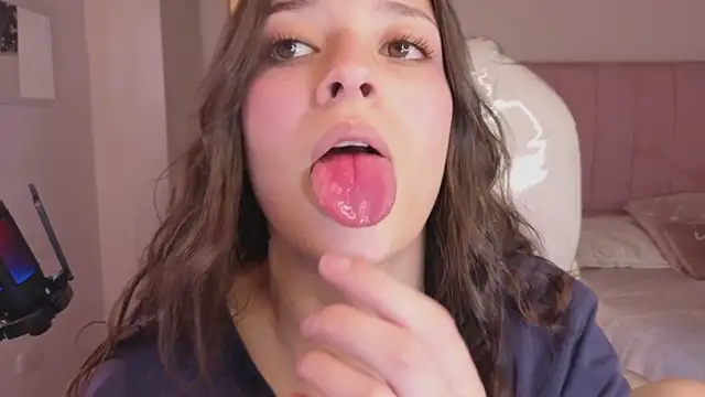 Amaia Daniells online show from 9, 1, 2026