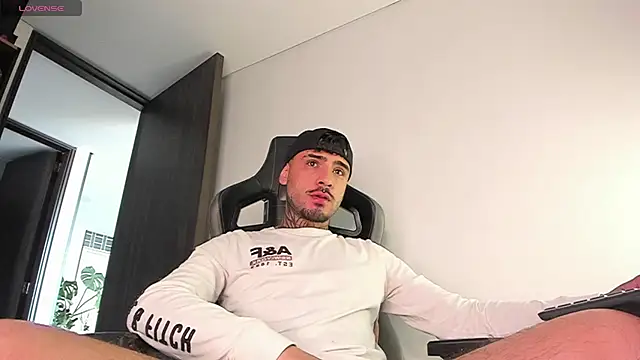 Snapshot of imferrer chatting on 11, 1, 2026 imferrer online show from 11, 1, 2026