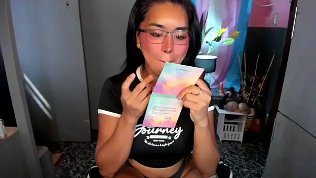 QuiinMollyXxX online show from 24, 4, 2026