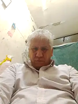 Momlover2022 online show from 14, 4, 2026