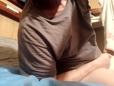 sausylolly online show from 6, 4, 2026