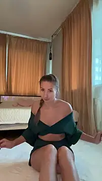 YOUR-KARINA online show from 4, 11, 2025