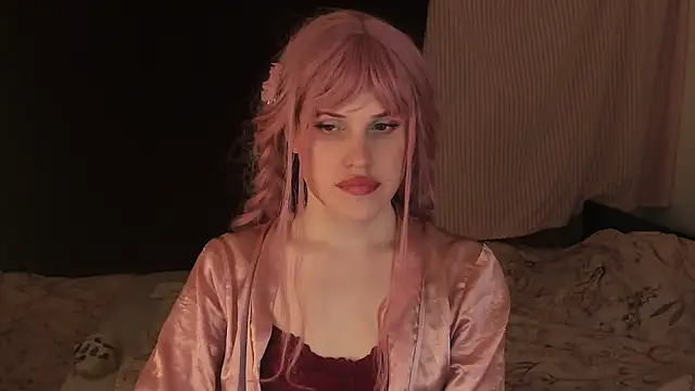 Snapshot of EffieMinki chatting on 16, 12, 2024 EffieMinki online show from 16, 12, 2024