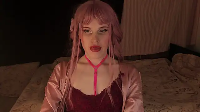 Snapshot of EffieMinki chatting on 18, 12, 2024 EffieMinki online show from 18, 12, 2024