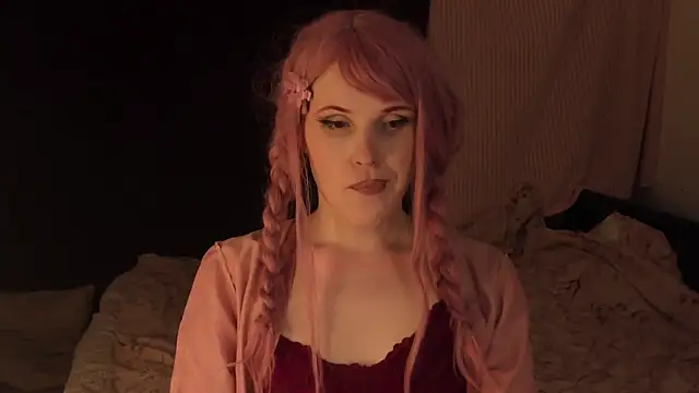 Snapshot of EffieMinki chatting on 13, 1, 2025 EffieMinki online show from 13, 1, 2025